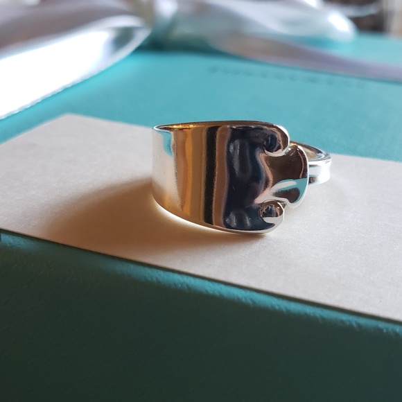 Antique 1911 Tiffany & Co. Flemish Spoon-ring #6 - Picture 6 of 6